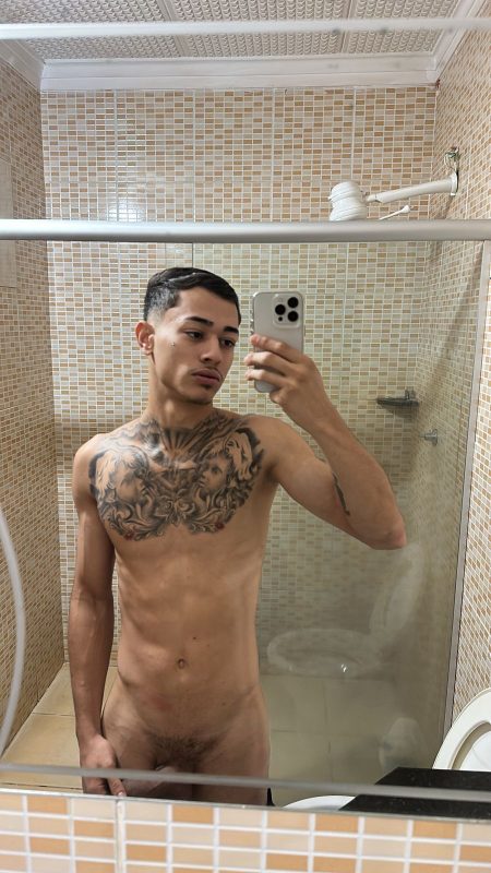 Enzo Pereira 8
