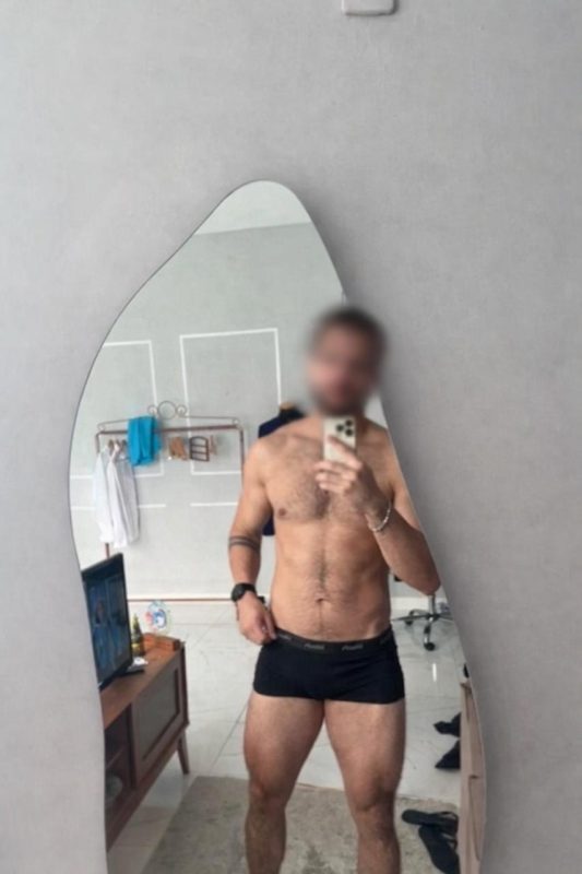 Hugo Pérez 13