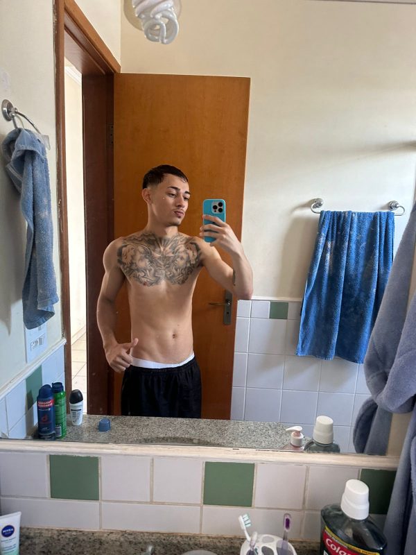 Enzo Pereira 13