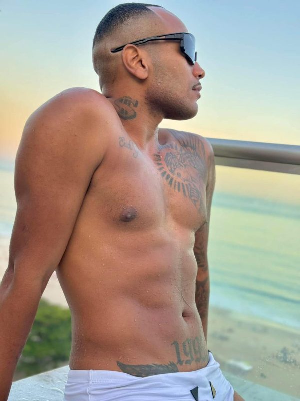 Bombeiro Theo Machado