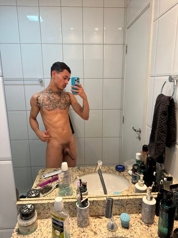 Enzo Pereira 17