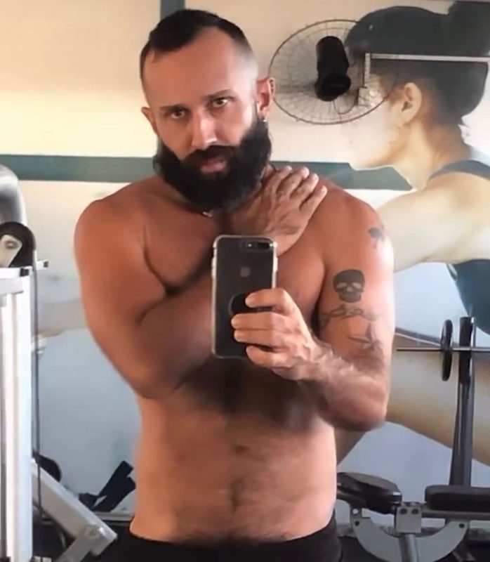 Macho Peludo 22