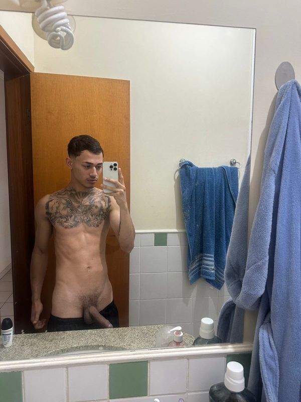 Enzo Pereira 20