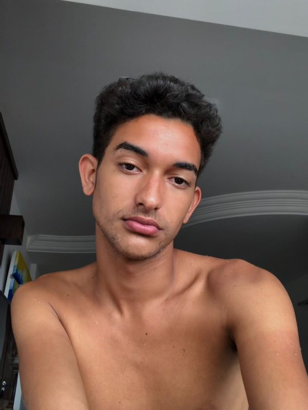 Henrique Eduardo 33