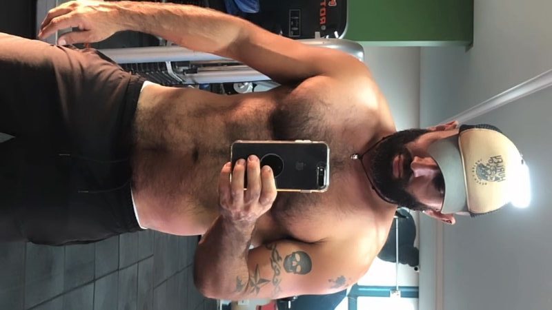 Macho Peludo 9