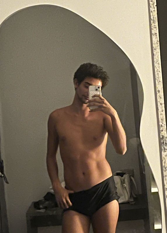 Henrique Eduardo 26