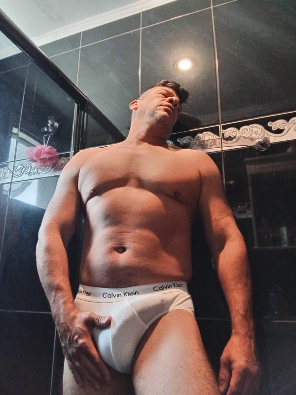 Aaron Rodriguez 43