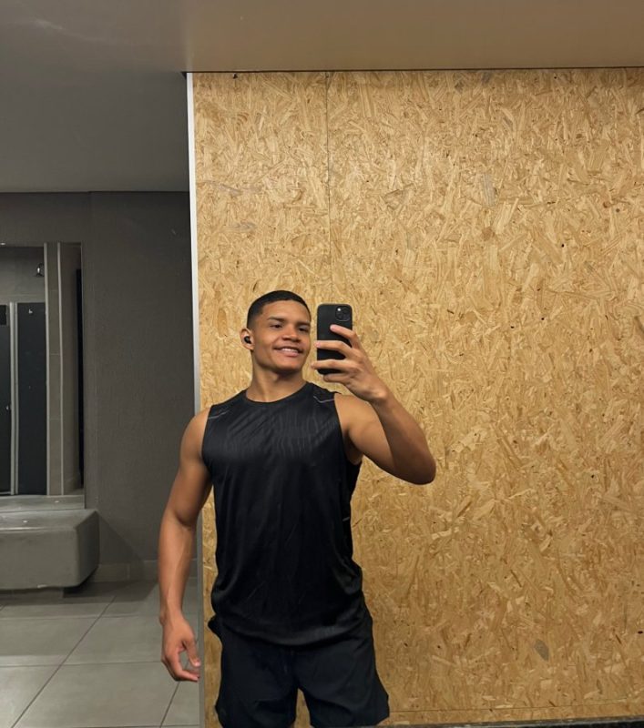 Angelo Ricardo 15