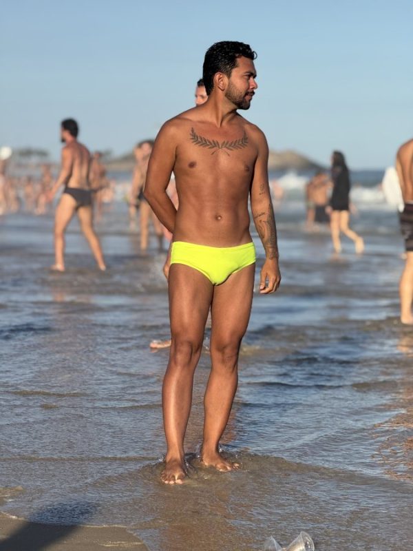 Daniel Araújo 12