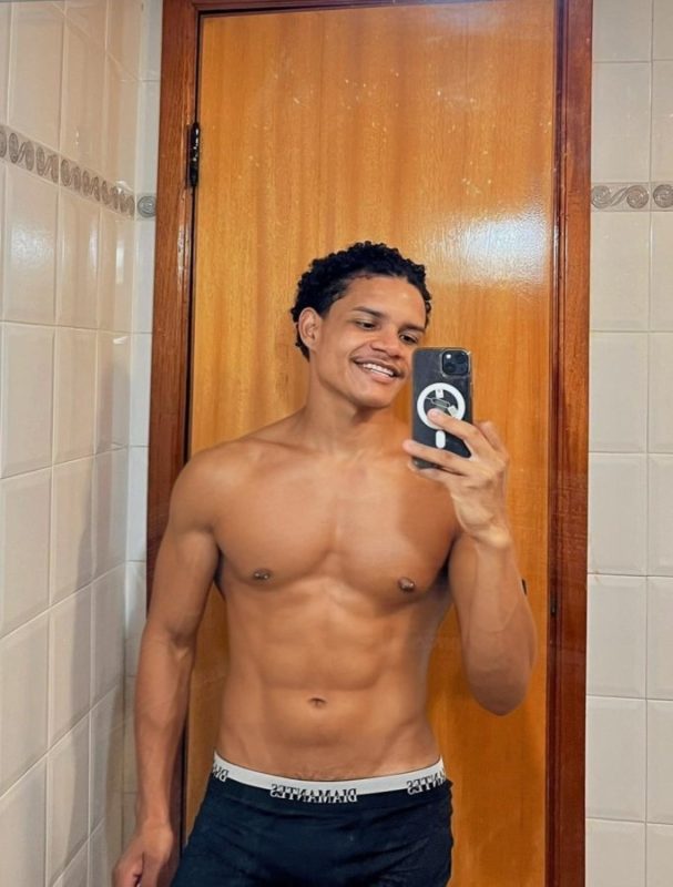Angelo Ricardo 38
