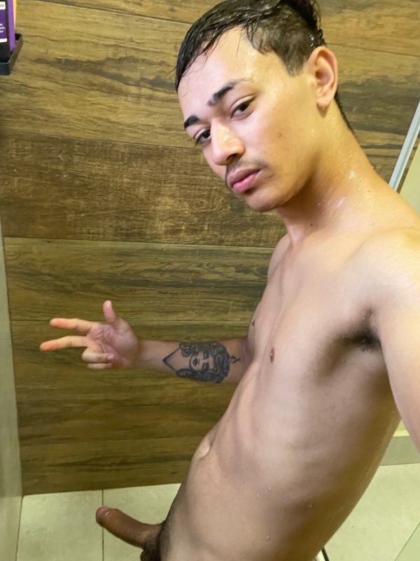 Enzo Pereira 30