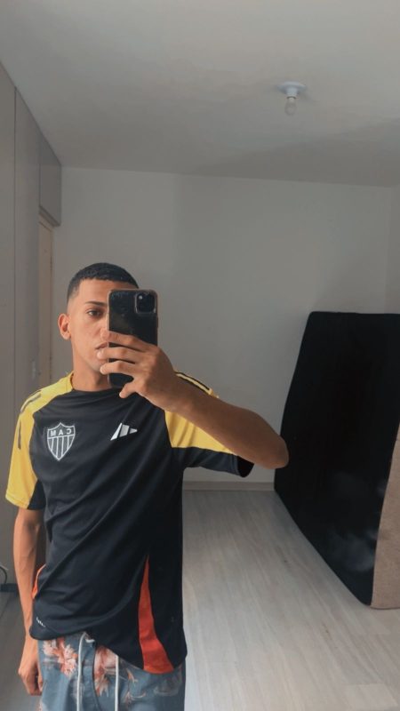 Isaac Delfino 21