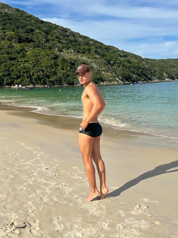Enzo Santos 18