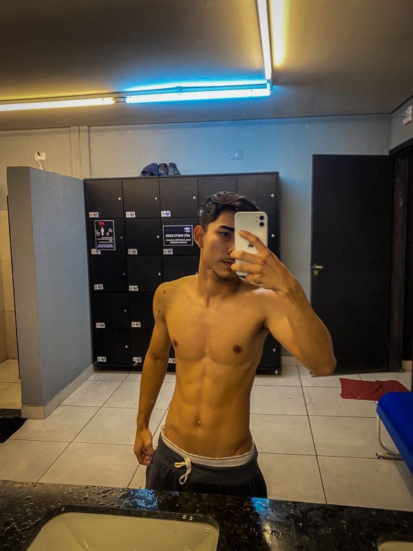 Gustavo Santoos 14