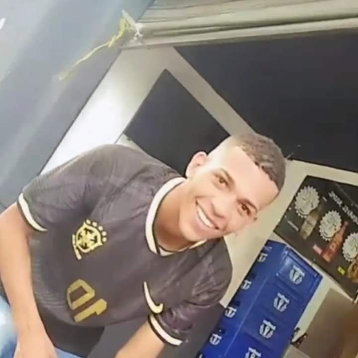 Isaac Delfino 37