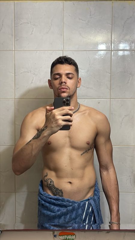 Anderson Douglas 3