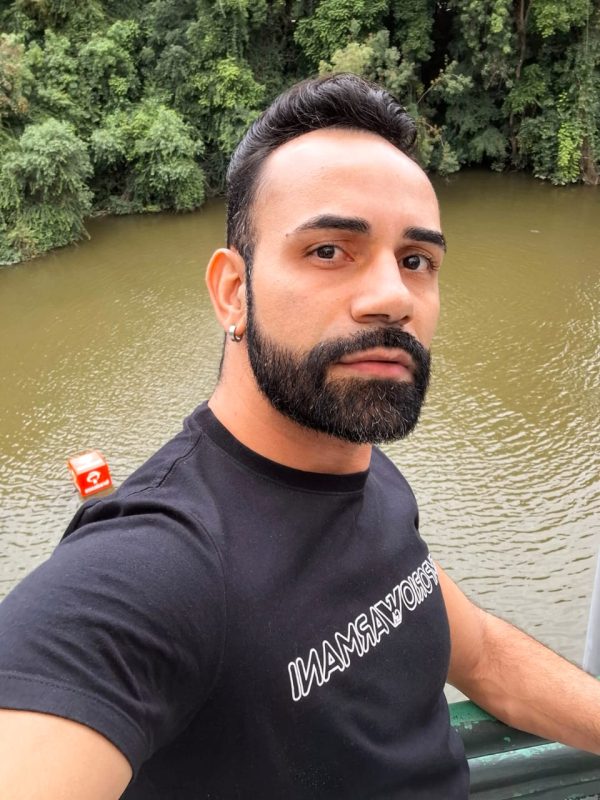 Ezequiel Oliveira 16