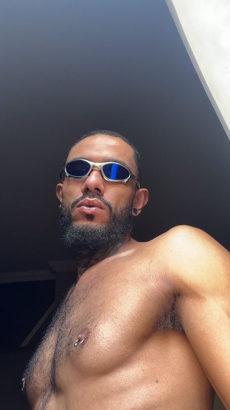Henrique Ravi 8