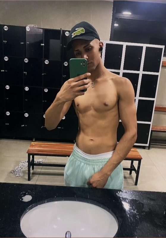 Antony Alvez 4