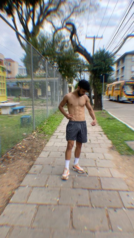 Lucas Gostoso 53