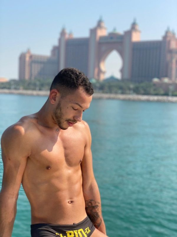 Theo Carioca 18