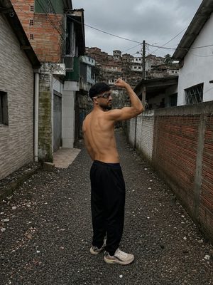 Lucas Gostoso 3
