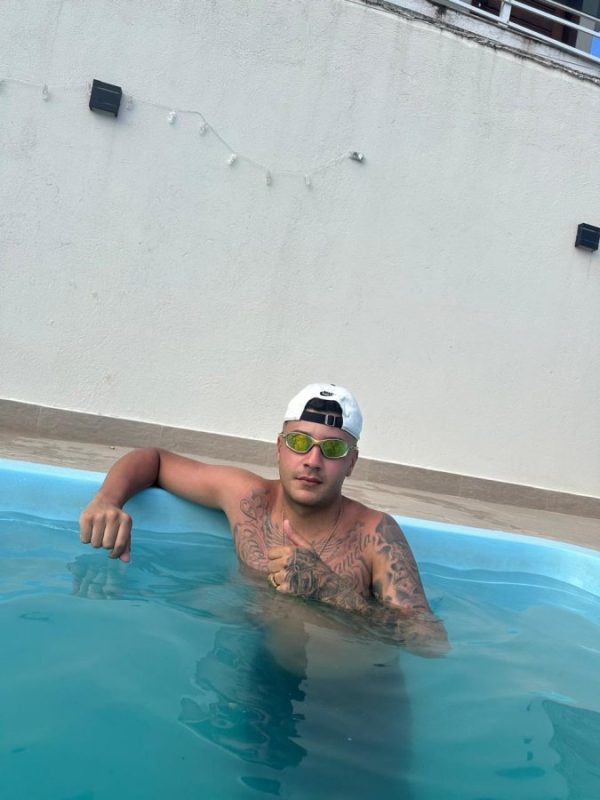 Dan Novinho 4