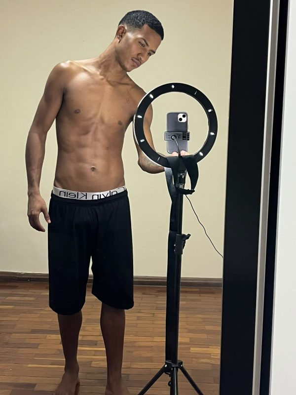 Pablo Mendes 2