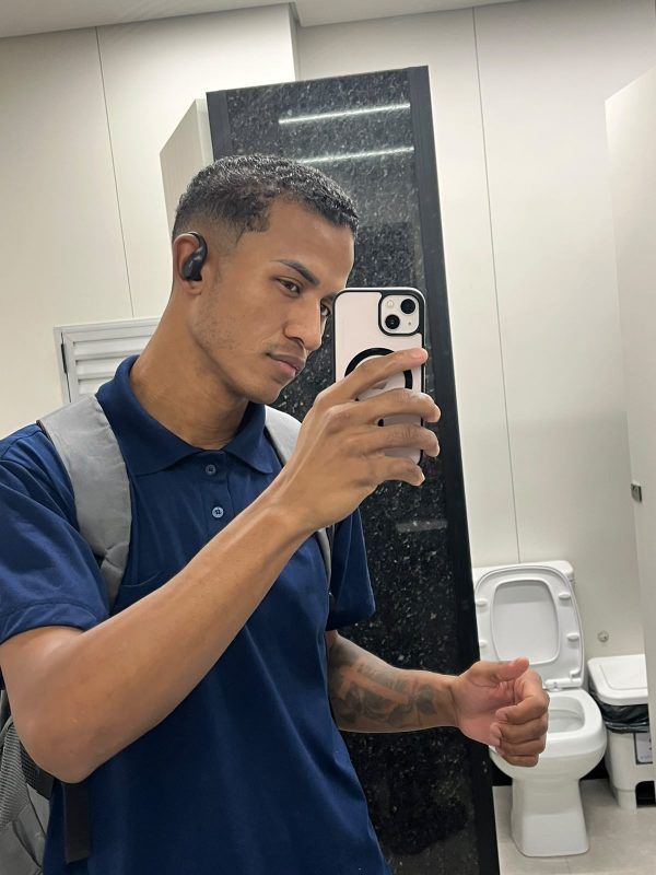 Pablo Mendes 5