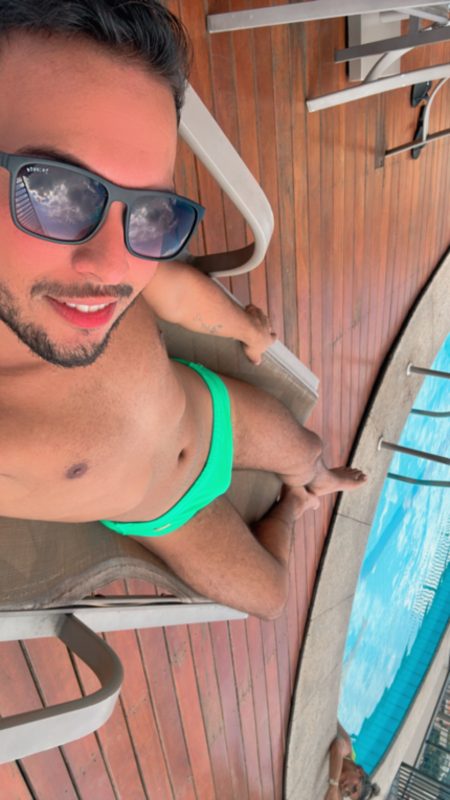Alex Safado 11