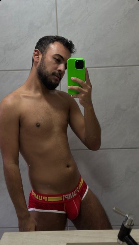 Alex Safado 6