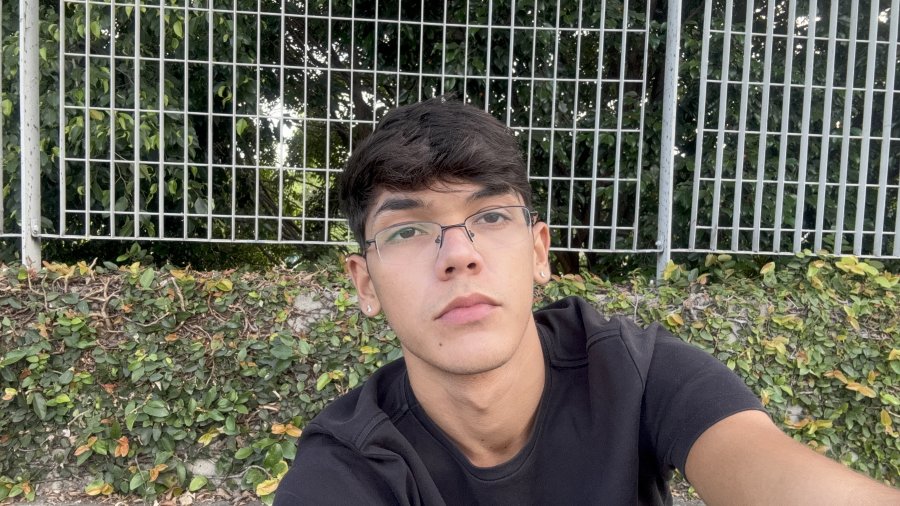 Soares