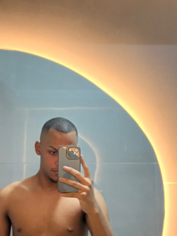 Andre Velazz 4