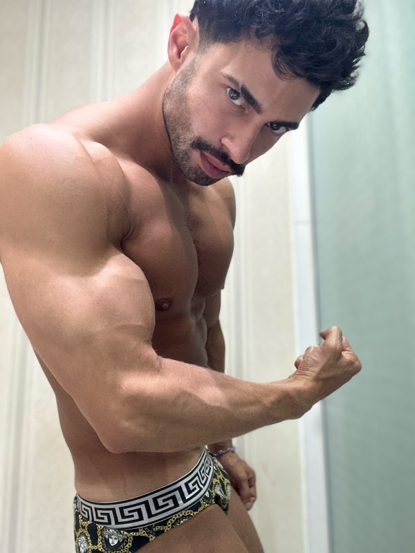 Kaun Gostoso 4