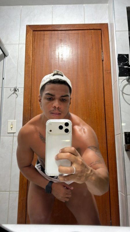 Yan Moreno 6