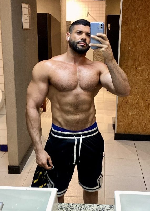 Lucas Barros 9