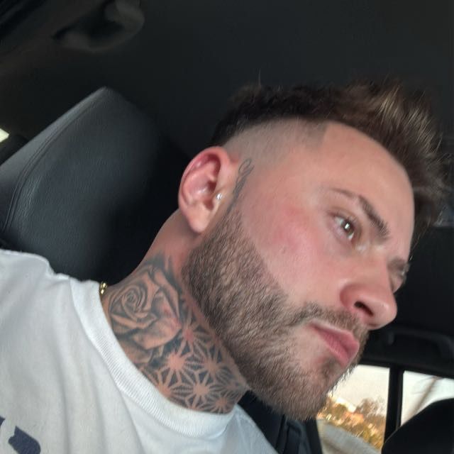 Axel 9
