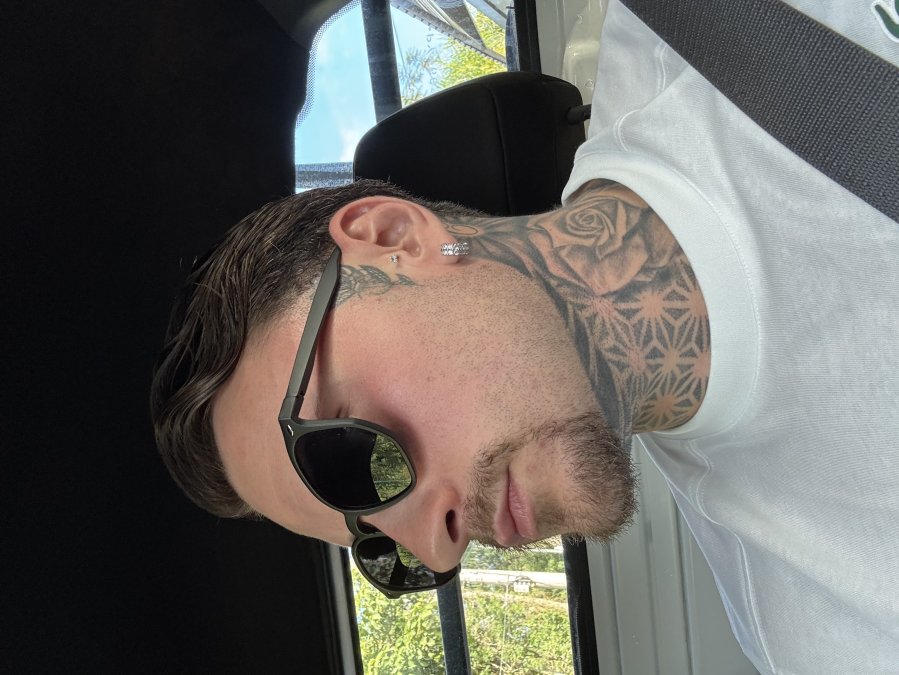 Axel 2