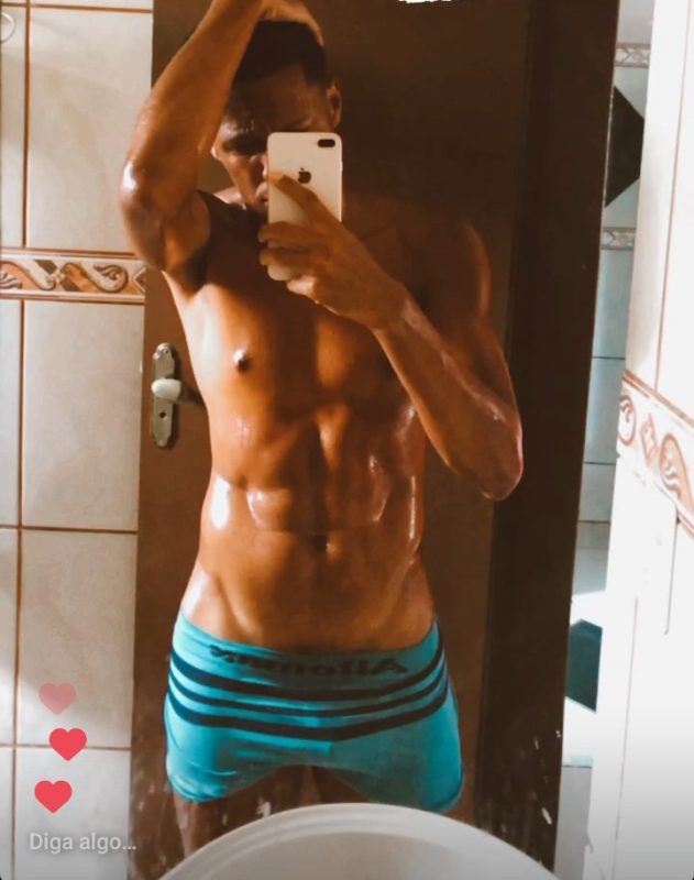 Daniel Silva 4