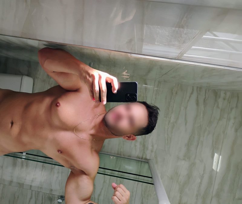 Max Miller 5