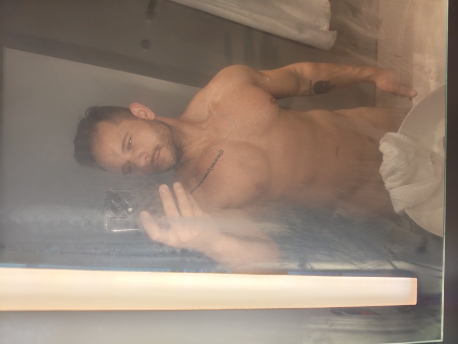 Max Miller 2