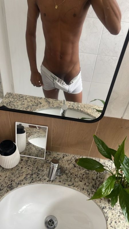 Gustavoo Santos 20