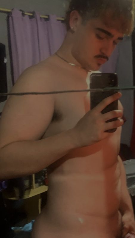 Mikael Valença 52