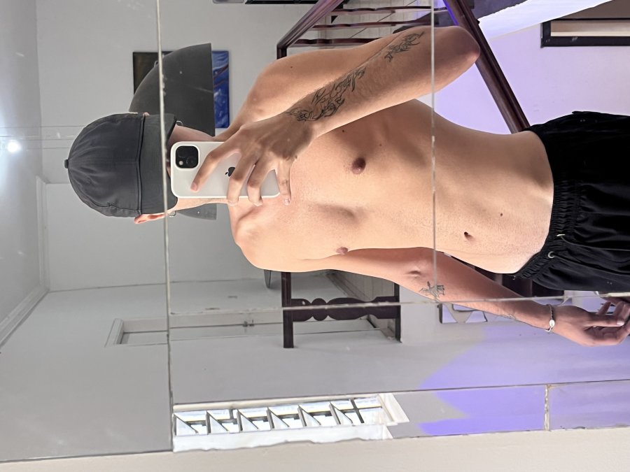Lucas Dot 1
