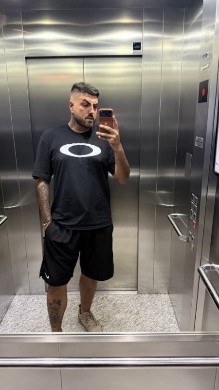 Oliver Sales 5