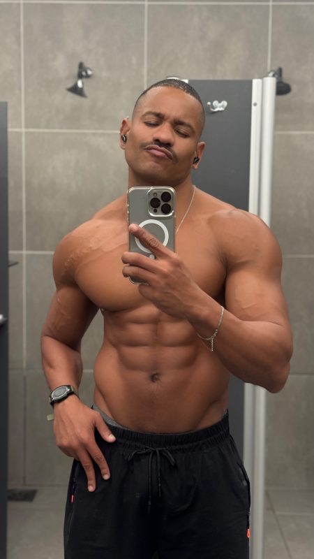 Jhon Pisciano 22