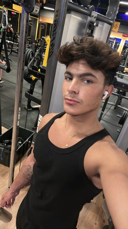 Guilherme Henrique 27
