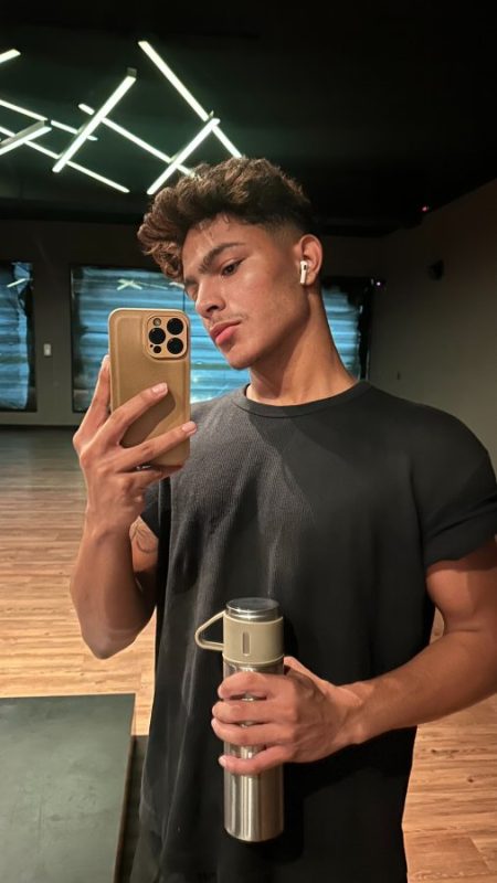 Guilherme Henrique 32