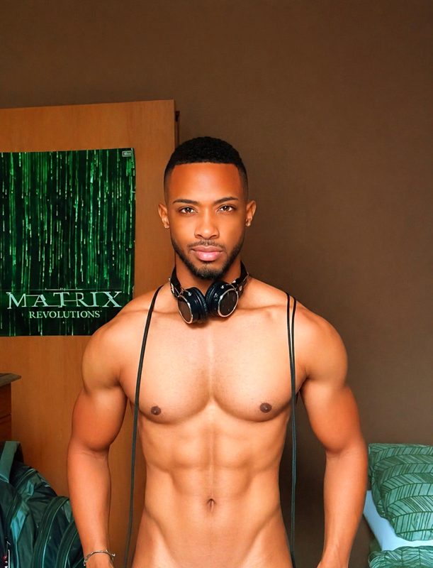 Thon Moreno 22
