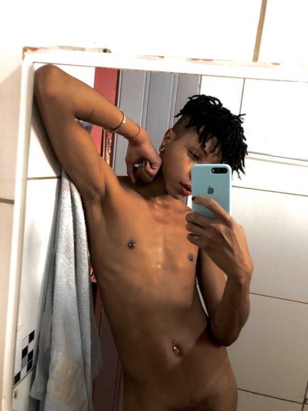 Isaque 25